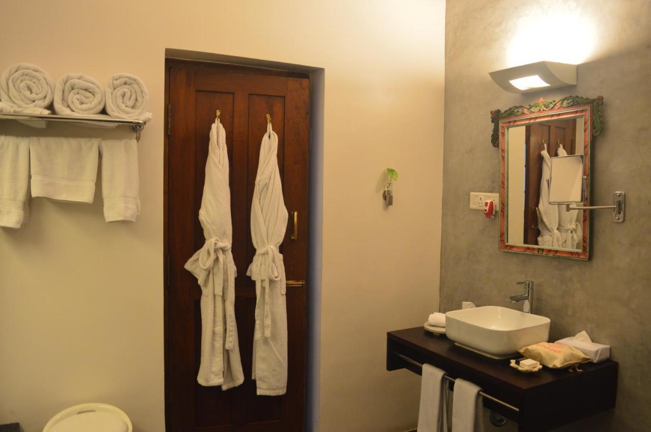 Malabar House Hotel Kochi Bagian luar foto